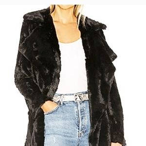 ⚜Lovely Faux fur coat⚜